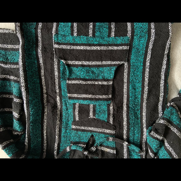 Poncho sweatshirt - Picture 3 of 4